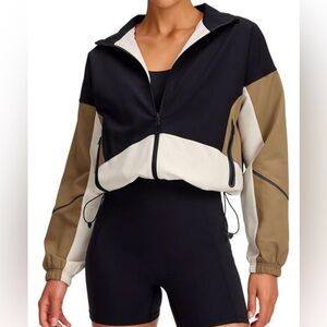 Women’s Under Armour Unstoppable Jacket. Size large